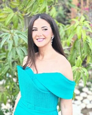 Donia Samir Ghanem Instagram - Mix of pics 😁
Dress @nourfathallah 
Jewelry @glamour.jewellery 
Make up @fatmabahgat 
Hair @haithamdahab00 
Styled by @mayajules