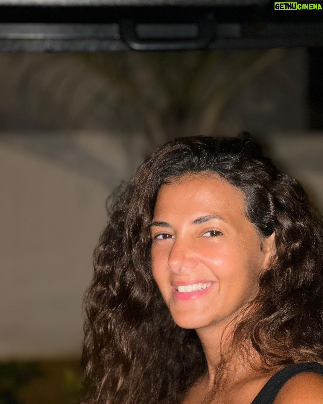 Donia Samir Ghanem Instagram - A good tan is the best accessory 🤩
