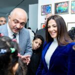 Donia Samir Ghanem Instagram - النهاردة زرت جناح أرت كايرو في المتحف المصري الكبير علشان أتفرج على الرسومات الجميلة لفنانين صغيرين استفادوا من برامج حماية الطفل في يونيسف. انبهرت برسوماتهم والقصص اللي بتحكيها، قصص الأمل برغم التحديات اللي واجهوها، واللي من خلال الفن عرفوا يتجاوزوها. أنا بشجعكم إنكم تزوروا المعرض وتشوفوا الأعمال الفنية الجميلة اللي عملها الأطفال الموهوبين. @unicef.egypt @artcairoofficial @grandegyptianmuseum
