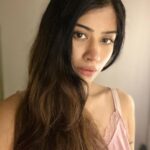 Donna Munshi Instagram - No edit or filters because laziness shall always precede 🙌🏼 and yes, there’s makeup on…. didn’t wake up looking like this 🥸