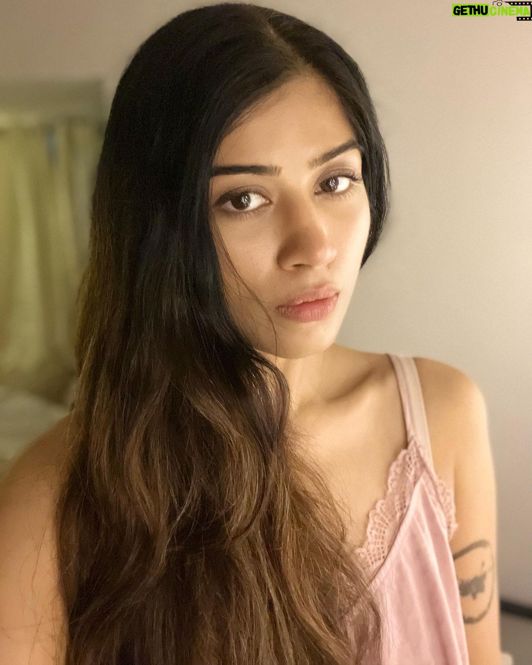 Donna Munshi Instagram - No edit or filters because laziness shall always precede šš¼ and yes, thereās makeup onā¦. didnāt wake up looking like this š„ø