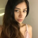 Donna Munshi Instagram - No edit or filters because laziness shall always precede 🙌🏼 and yes, there’s makeup on…. didn’t wake up looking like this 🥸