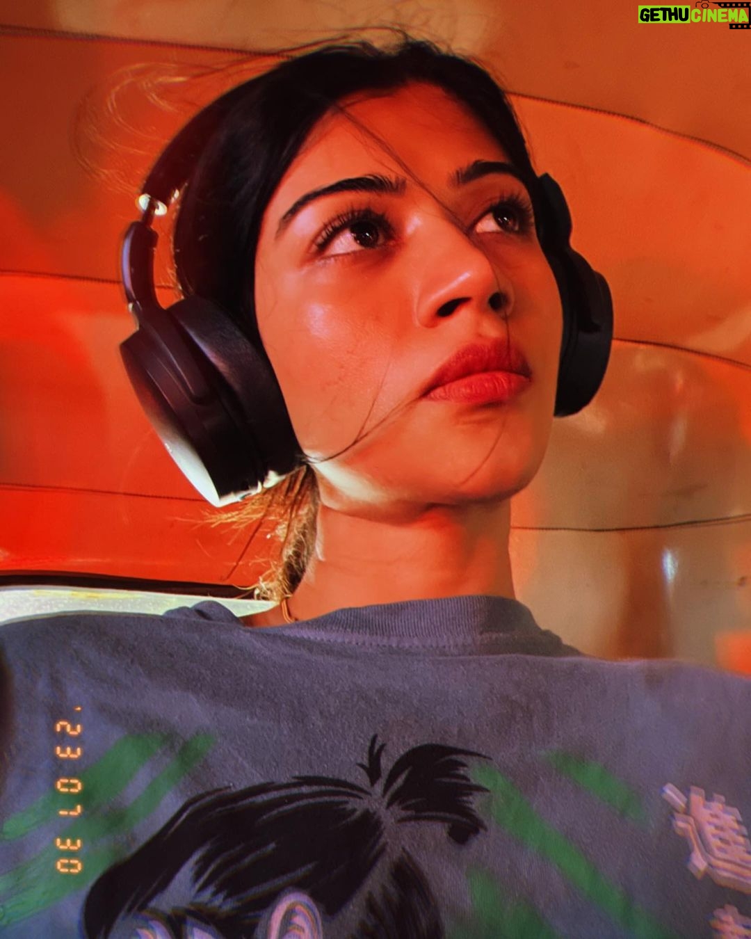 Donna Munshi Instagram - #photodump ✌🏼 2nd image 📸: @hibhavesh 8th image 📸: @amey_duragkar2610