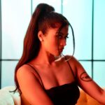 Donna Munshi Instagram - Who knew ponytails could be such a quick and easy accessory to wear? 🥹 Paula’s Periwig Place Designer Periwigs and Hair extensions in vibrant colours that give you a whole new way to express your vibe. All of our intricately designed products are hand woven and made from ethically sourced, 💯% natural hair of the finest quality. #hairtransformation #hairtrends #humanhair #extensions #hairdo #remyhairextensions #wigs #indianhair #weavesart #photooftheday #wig #life #wigstyle #hairoftheday #volumehairextensions #hairislife #wigforsale #customwigs #wigmaker #wigsupplier #humanhairwigs #wigstyling #wigslay #lovehair #hairmakeover #wigshop #hairmagic #hairtrends #hairartist