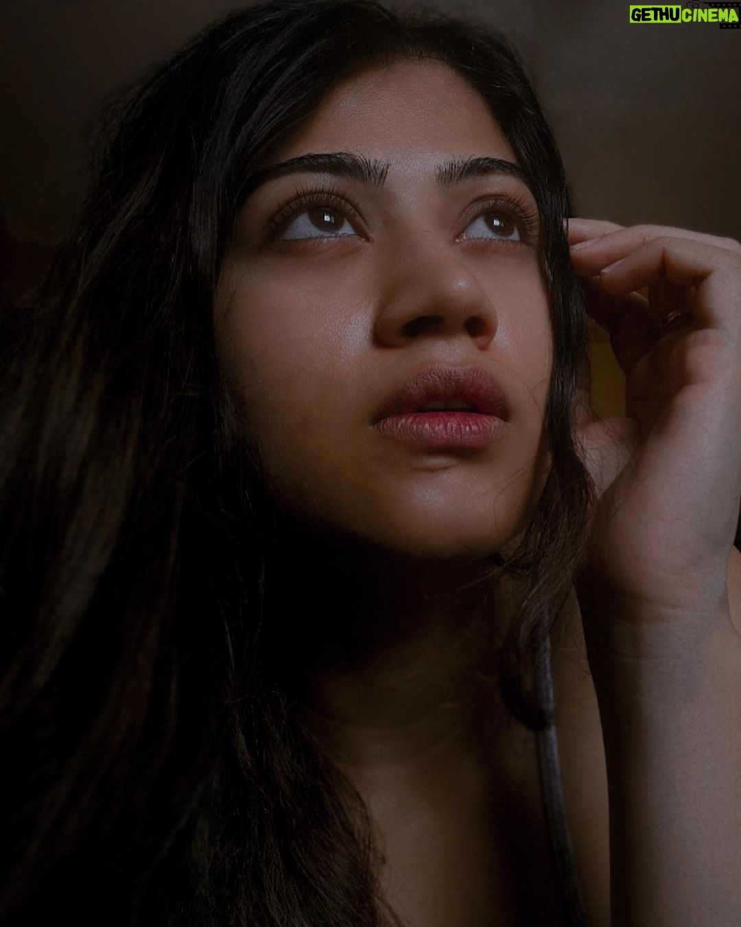 Donna Munshi Instagram - You see that scar… that scar you left on me… What is it? A memory….yes Maybe…. That scar….your end brought upon me… That my bare face adorns….night and day… A life ended….a memory got imprinted.. You see that scar….the only bit of you that is left in me..