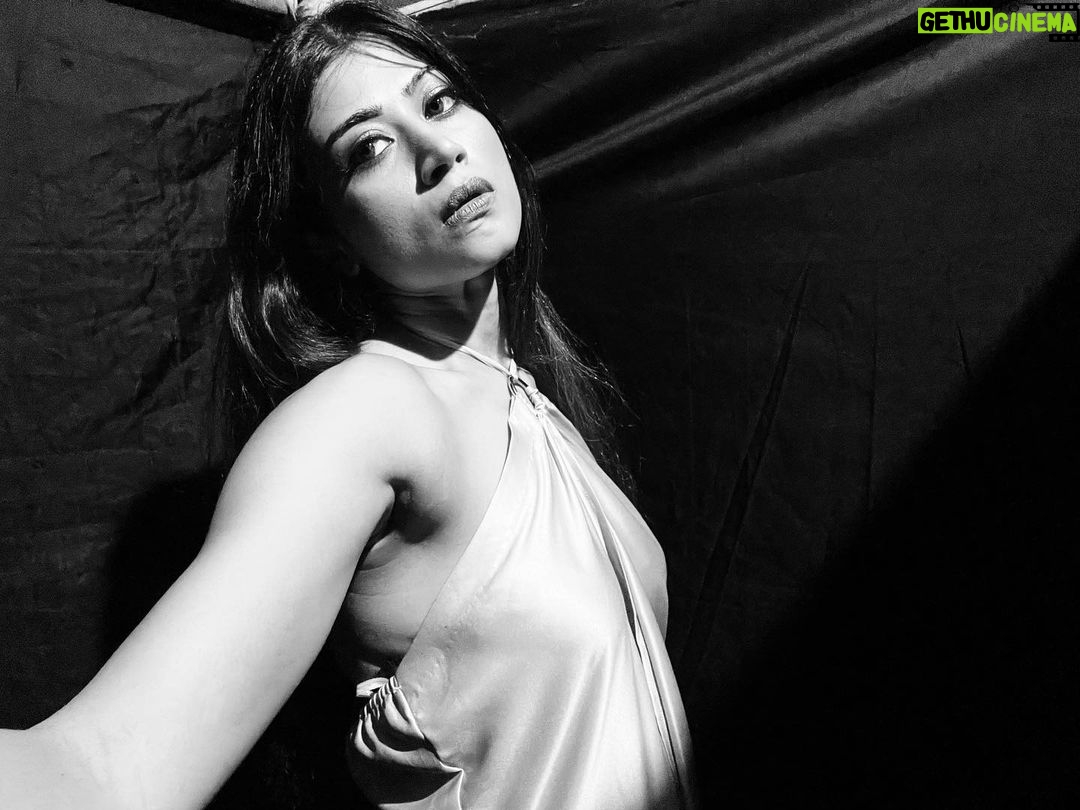 Donna Munshi Instagram - The innate desire to be seen and to remain hidden from the world at the same time…… What has art done to us mortals……