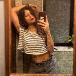 Donna Munshi Instagram - Felt nothing. Might delete everything. The #noedit life…. वांद्रे , मुंबई