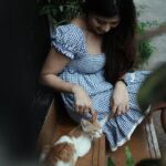 Donna Munshi Instagram - Met a stranger…..fell in love…. 📸: @lensationnnnn वांद्रे , मुंबई