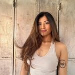 Donna Munshi Instagram – And the laziness continues with some no edit, no filter pictures because you know……summer…and all that jazz 🐳
📸: @rohan._dsouza
#nofilter #noedit #portrait #naturallight #portraitshoot #bandra
