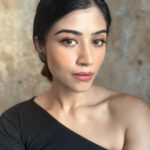 Donna Munshi Instagram - Yesterday 🐣 2nd and 3rd image 📸: @mrbigbaadwolf Location: @begreenr Bandra