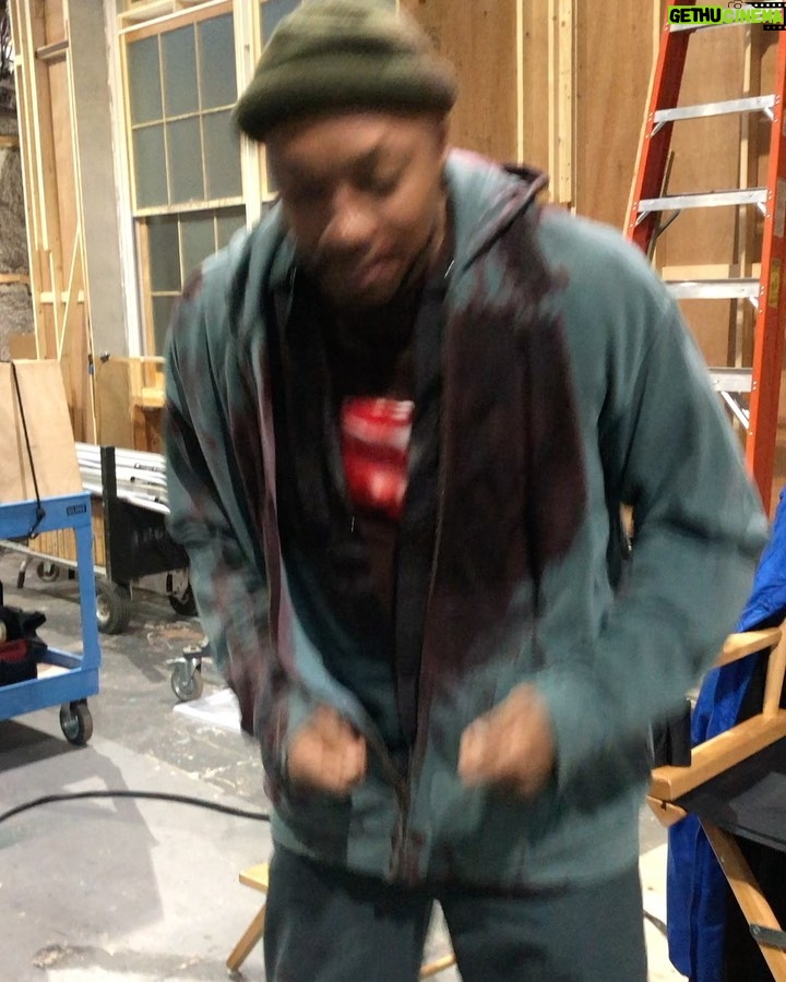 Dorian Missick Instagram - The resurrection of Jamal! Video and commentary by: @simonemissick choreography by yours truly!😝 @forlifeabc #BTS #DatBoyGood
