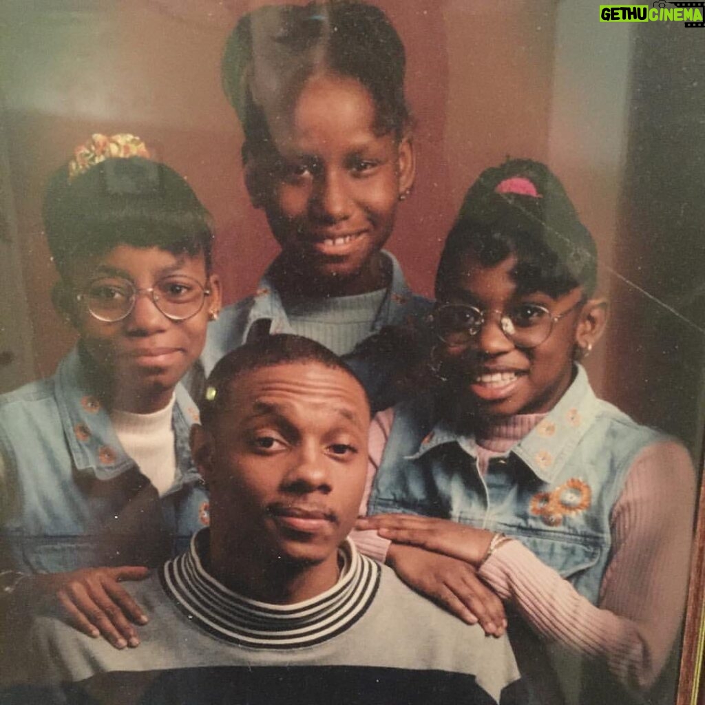 Dorian Missick Instagram - Me and the rugrats!!! #nationalsiblingsday #hairlinestrong