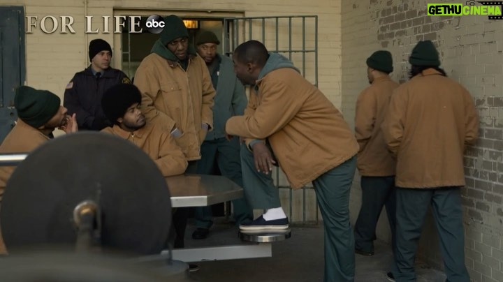 Dorian Missick Instagram - Director #DarnellMartin @forlifeabc #DirectHer #womenfilmmakers