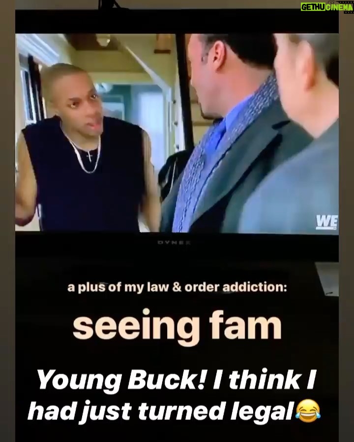 Dorian Missick Instagram - I see this lockdown got y’all watching a WHOLE LOTTA reruns (sheeeit me too)! These clips are reminders that A. I’m old AF! And B. I’m Old AF!! 😂😂 #throwbackthursday #BeenDoingThis #ActorsLife #ForLifeAbc Los Angeles, California