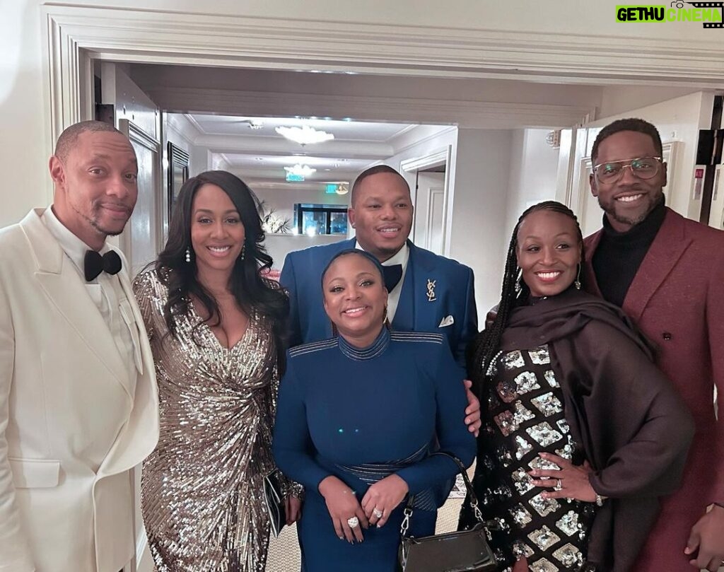 Dorian Missick Instagram - Thanks to my brother and sis @omarjdorsey and @ccroberson_creates for setting the tone for #2024 by hosting an EPIC NYE celebration. Brought it in with the love of my life @simonemissick by my side. There was so much love in the room and I got to rock with my brothers @djjaycee313 and @dnice on the tables. Happy New Year everyone! #GodIsGood