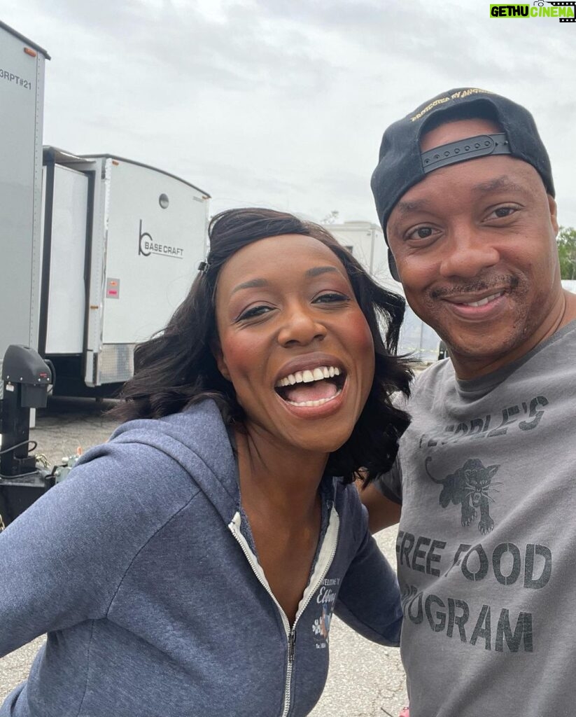 Dorian Missick Instagram - From the moment I read this script, I knew we were in for a fun ride. Then they said @maggiebetts was directing and I knew I had to be down! It was a blast working with @iamjamiefoxx again. This was a special experience with a special group of artists. I am so happy with what we made and the response from the audience. #TheBurial #GodIsAwesome RIP @keith.jefferson 🙏🏾