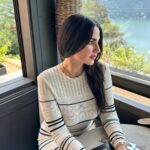 Dorra Instagram - Ciao 🌊🏡🐈‍⬛ Lake Como, Italy