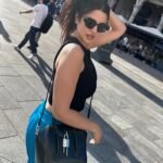 Dorra Instagram - Milano vibes 😎💙 guess what’s next? #streetstyle #dorra #mystyle Italy