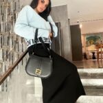 Dorra Instagram - When you know your worth, no one can make you feel worthless 🖤 @fendi #fendi
