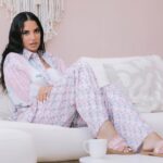 Dorra Instagram - يوم جديد 🤍🙏🦋🕊️🫶