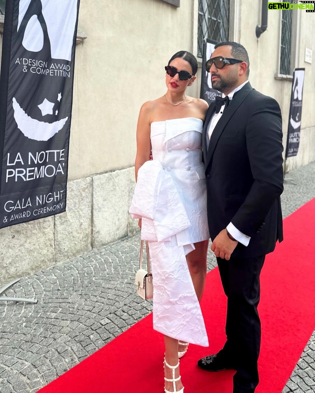 Dorra Instagram - I was so proud to share with you this great moment habibi and so happy for your success. Congratulations for the #adesignaward 🥈👏 Success is the result of hard work and learning from failure. You really deserve it 💪 @hanysaad.hs ♥️ #architect #interiordesign Wearing @valentino @laithmaalouf_official Lake Como, Italy