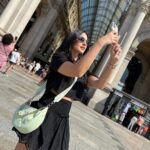 Dorra Instagram - Milano vibes 😎💙 guess what’s next? #streetstyle #dorra #mystyle Italy