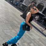 Dorra Instagram - Milano vibes 😎💙 guess what’s next? #streetstyle #dorra #mystyle Italy
