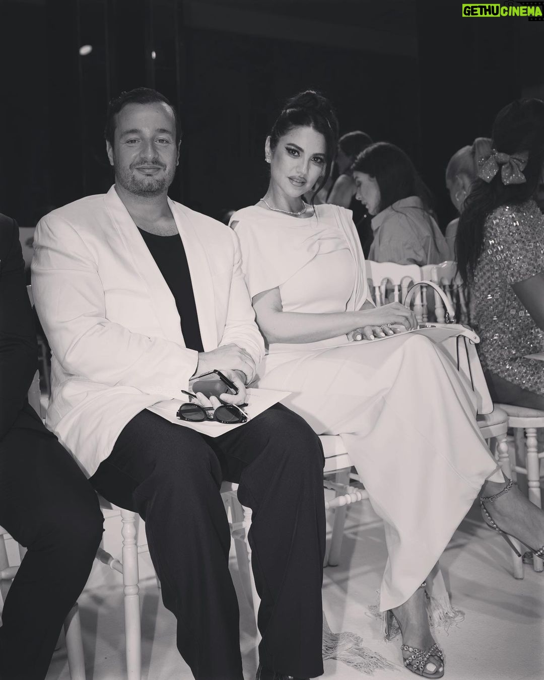 Dorra Instagram - 🌸 Attending @georgeshobeika #CoutureShow during #ParisFashionWeek #ParisCoutureFashionWeek #pfw #coutureweek #Dorra #DorraZarrouk Dress @georgeshobeika Stylist @youmnamoustafa Makeup @ismaelblancomakeup Hairstylist @rafilotoma 📸 @anumphotography Palais de Chaillot - Paris