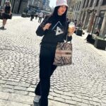 Dorra Instagram - It’s the summer☀️ in the beautiful Oslo 🌹 #Norway #justme #simplestyle Oslo, Norway