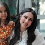 Dorra Instagram - قضيت أوقات جميلة بمشاعر حب حقيقية متبادلة مع أطفال مستشفى 57357 أثناء زيارتي الثالثة لهم وهذه المرة كان التركيز على ال art therapy لان الجانب النفسي والفني مهم أثناء العلاج للترفيه وايضا التعبير عن أنفسهم، دعمنا ليهم بكل الطرق لازم يستمر لشفاءهم وإسعادهم 💕🙏 The Fun Part with Children’s Cancer Hospital #Egypt @57357hospital Much support and love ❤️ #cancer #children #hospital #dorra