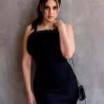 Dorra Instagram - Black swan @ysl @netaporter #black #ysl #totallook #blacklove #dorra #DorraZarrouk Stylist @mohamedashraff 📸 @yousseftayehphotography