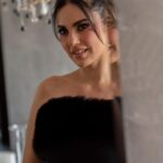 Dorra Instagram - Black swan @ysl @netaporter #black #ysl #totallook #blacklove #dorra #DorraZarrouk Stylist @mohamedashraff 📸 @yousseftayehphotography