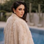 Dorra Instagram - ❄️ دائما هناك أمل بأن يكون لنا في الغيب شيء جميل ويستحق منا الإنتظار ..