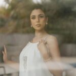 Dorra Instagram - Il faut toujours un hiver pour bercer le printemps 🤍🙏 Wearing @givenchy Stylist @mohamedashraff 📸 @karimmedhat 👁️ @monagamalofficial In our Home by @hanysaad.innovations