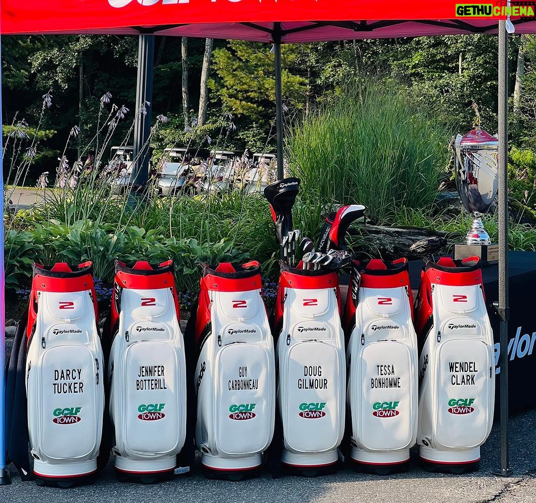 Doug Gilmour Instagram - Starting a great day with @golftown and @taylormade_ca for the Carbonwood Cup 2023! ⛳️