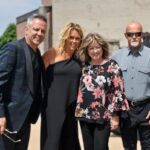 Doug Gilmour Instagram - Happy Birthday to my beautiful sister Donna. Have a great day sis! ❤️ #happybirthday #family #sister