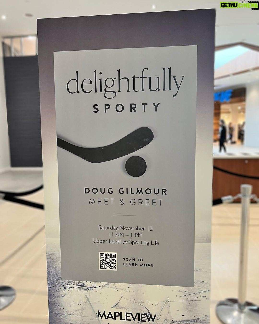 Doug Gilmour Instagram - Had a great time at the grand opening for the new @sportinglifeca at @mapleviewcentre in Burlington today. Thank you to everyone who came out to say hi and take a pic!