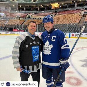 Doug Gilmour Instagram - Had a great time yesterday facing off against some great friends @wendelclark17 @aliafrate and Tom Fergus. Thanks to @celebrityshinny @jacksoneventsinc and @bottomlineto #mapleleafs #LeafsAlumni #TorontoMapleLeafs