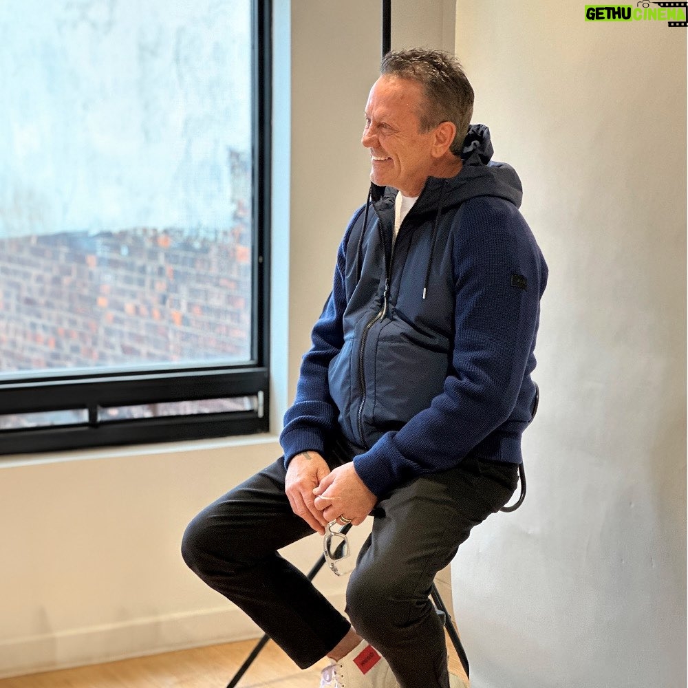 Doug Gilmour Instagram - In Conversation With: Doug Gilmour Growing up in Kingston, Ontario, Doug Gilmor learned early on that it took hard work and dedication to perfect his craft. These were the pillars he leaned on in becoming a Stanley Cup Champion, Selke Award Winner, and 2x NHL All Star. “Excellence is a challenge you don’t run away from. You accept the challenge, and how you get through to success in that way is through work. Work ethic is everything. It’s something that you put everything you have into. When that hard work pays off, it’s special.” Eventually landing in Toronto, the ability to express himself off the ice was something he embraced here, establishing a trademark look that fans instantly took to. “We all dress different. You should wear whatever you think is going to fit you. This is a big, diverse city – this is the place I could do that.” #nhlalumni #nhlallstar #douggilmour #nobis #leafsforever Toronto, Ontario