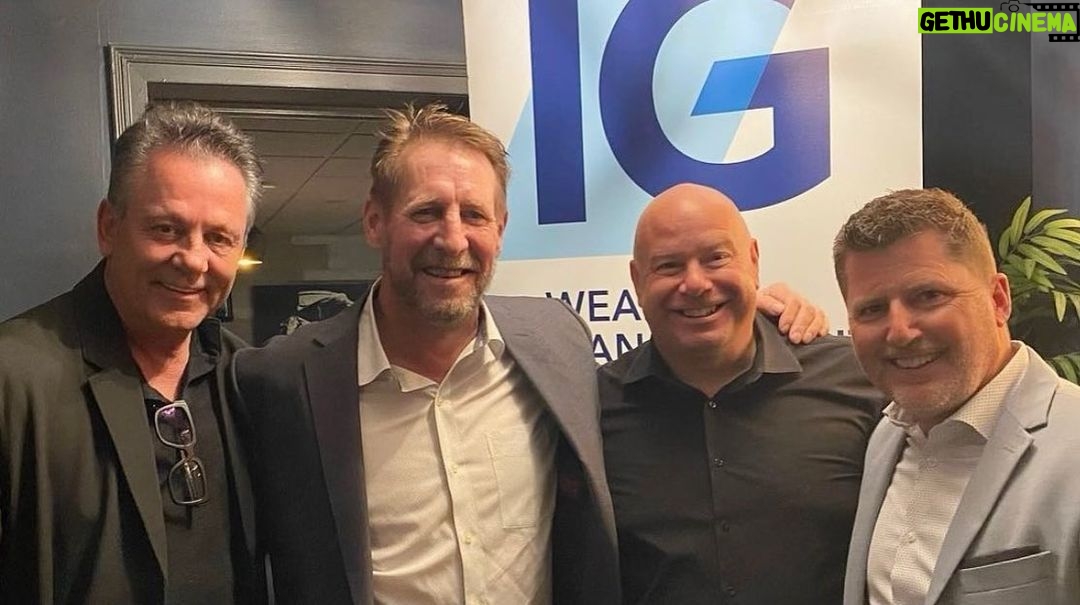 Doug Gilmour Instagram - Had a wonderful time last night with @donrobertsoncomchoicerealty @daleo_group @Reidkj72 thanks for having me and @jralphie39 out! @devlinscountrybistro killed it again with the amazing food!