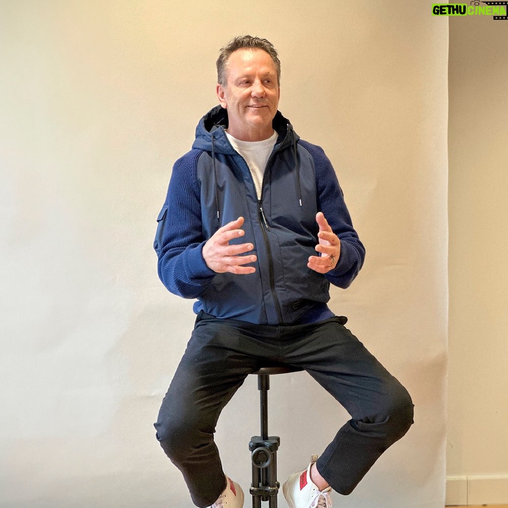Doug Gilmour Instagram - In Conversation With: Doug Gilmour Growing up in Kingston, Ontario, Doug Gilmor learned early on that it took hard work and dedication to perfect his craft. These were the pillars he leaned on in becoming a Stanley Cup Champion, Selke Award Winner, and 2x NHL All Star. “Excellence is a challenge you don’t run away from. You accept the challenge, and how you get through to success in that way is through work. Work ethic is everything. It’s something that you put everything you have into. When that hard work pays off, it’s special.” Eventually landing in Toronto, the ability to express himself off the ice was something he embraced here, establishing a trademark look that fans instantly took to. “We all dress different. You should wear whatever you think is going to fit you. This is a big, diverse city – this is the place I could do that.” #nhlalumni #nhlallstar #douggilmour #nobis #leafsforever Toronto, Ontario