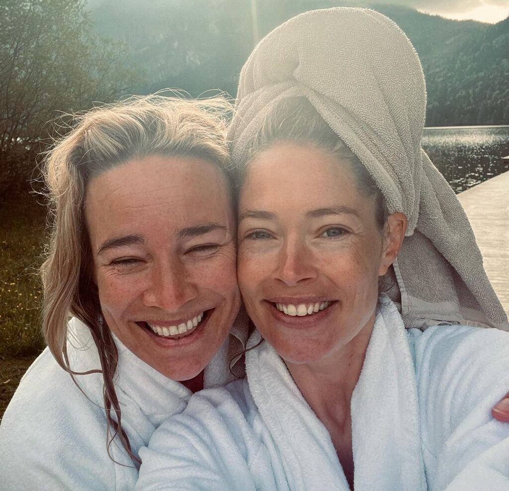 Doutzen Kroes Instagram - A week of healthy eating, cold dipping in the incredible lake Altaussee, enjoying the stunning landscape, laughing with friends and reconnecting with my body thanks to @mayrlife_official and the incredible team for a holistic approach to get to know my body better and rejuvenate. * In the second slide you see a Dandelion Coffee that I drank for the first time and I love how close the taste was to a regular espresso plus all the incredible health benefits! Besides all the detoxifying properties, dandelion root helps in reducing inflammation, aiding constipation as well as having prebiotic properties that support a healthy gut.  “Let food be thy medicine and medicine be thy food.” – Hippocrates
