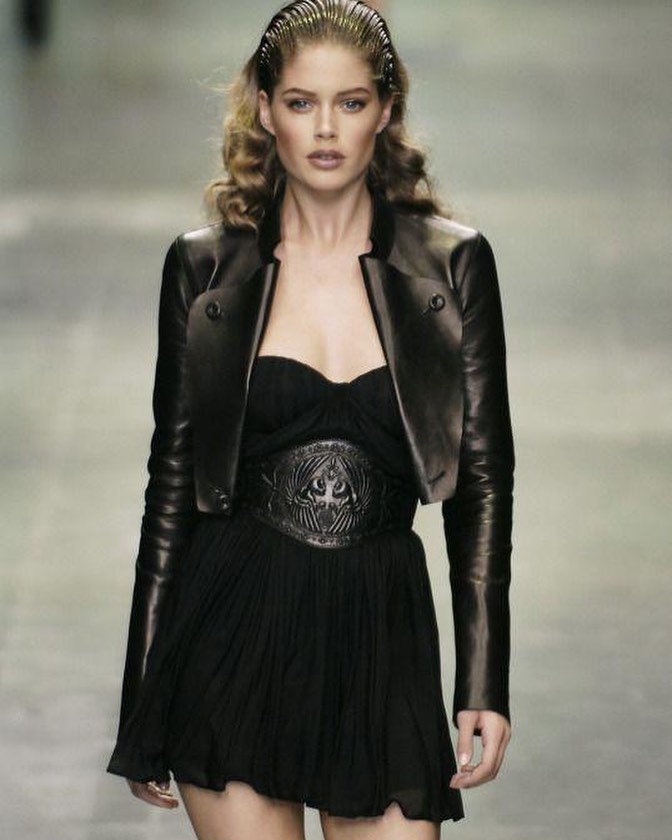 Doutzen Kroes Instagram - Remembering Lee today #alexandermcqueen 💫