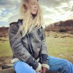 Doutzen Kroes Instagram - I find myself in more conversations about consciousness, spirituality and life itself lately in the most unexpected situations. It makes me wonder if it is true that we are moving into higher states of consciousness and that many of us are starting to ask questions about life and the ‘Myth of normal’ as @gabormatemd writes about in his book so beautifully. It is what many indigenous cultures have spoken about. The end of times and a new beginning. Change usually goes hand in hand with chaos and isn’t that what we’re seeing in the world. Is this what we’re finding ourselves in? The new is already here but the old is just making a lot of noise? As we’re all navigating these times I think we’re being invited to look within. When we truly learn to find love and compassion towards ourselves, our deepest fears, anger and all triggers our ego is trying to hide. It will become easier to love one another. I’m not saying the ego is bad but what has helped me is to give my ego a new task: to learn as much as possible about myself and be thankful to my mirrors (people or situations that trigger me) it has helped me to become more loving towards myself and the wolds and all living things. Maybe I’m too idealistic but what if we all dream of this world we could move a little quicker and there might be less chaos? Just my brain fart, just another one next to all of our opinions. Just take it or leave it;) or maybe look within why my message is triggering you 😜 I know the world out there will become louder and louder but I will keep freeing myself from all programs and trust the process. I will try not to be part of the loudness and will find the eye of the storm the calmness within. Divide is not an option. We’re all connected and all ONE! Remember who you are❤️ love you ❤️ (📷 @jettekevanlexmond)