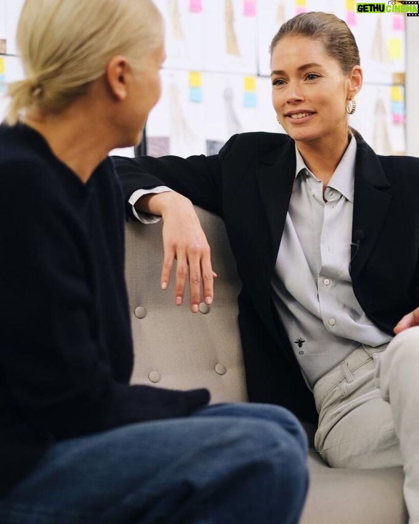 Doutzen Kroes Instagram - If you want to see what's going on backstage before and during the @dior fashion show and see the inspirational conversation I had with @mariagraziachiuri you can see Doutzen Dior Diaries via my link in bio ♥️ Paris, France