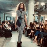 Doutzen Kroes Instagram - It all started with a girls trip to Paris and coffee with @montassaralaia and @pieter_mulier I had promised myself to focus on my connection with nature and family. But when Pieter asked me if I felt like doing the Alaïa Runway show July 3rd I hesitated! It was like the world stopped and I couldn’t respond. I told him I would think about it 🙈 The next day while walking around in Paris I thought of how much Myllena would love to take a trip to this incredible city and I started planning in my head! All of a sudden the Alaïa show and being there with Myllena felt like a great idea! She would hold it against me for the rest of my life considering how much she loves clothes and glamour 🤣✨ I choose to be part of this incredible show in honor of Azzedine Alaïa and his family for my daughter and for myself! Why not be a gardener who’s on a runway once in a while! Making memories is what life is about for me ❤️ thank you @pieter_mulier @maisonalaia @montassaralaia @ashleybrokaw @duffy_duffy @patmcgrathreal ❤️
