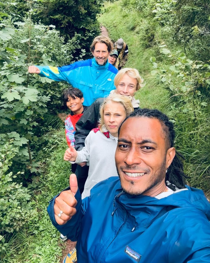 Doutzen Kroes Instagram - Hiking up the mountain, eating cheese and sharing amazing moments with friends and family at @stanglwirt ❤️