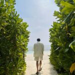 Doyoung Instagram - 모히또에 다녀왔어요☺️ Le Meridien Maldives Resort & Spa