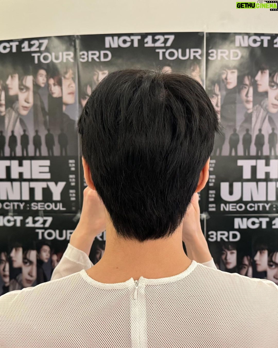 Doyoung Instagram - 6일의 공연을 오래오래 기억하고 간직해주세요. 정말 고마웠어요.