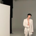 Doyoung Instagram – 밀라노에서 만나☺️